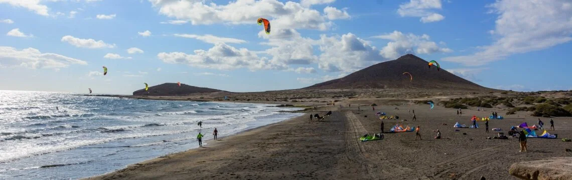 El Medano: En livlig, surfesentrert kystby på Tenerife