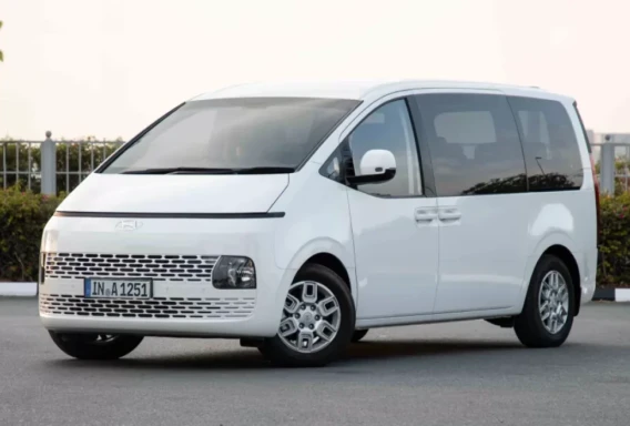 Hyundai Staria (Automat, 3.5 L, 9 seter)