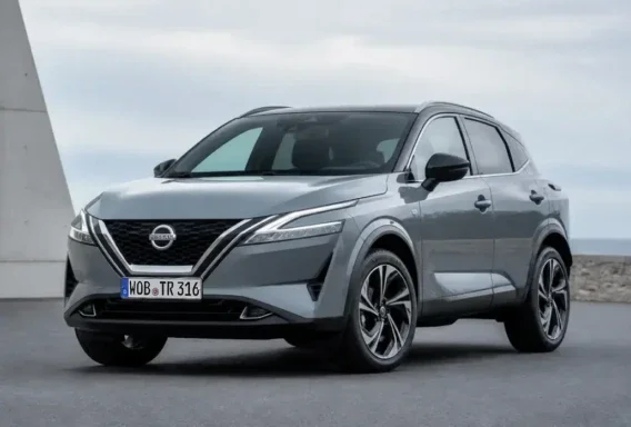 Nissan Qashqai (Automat, 1.3 L, 5 seter)